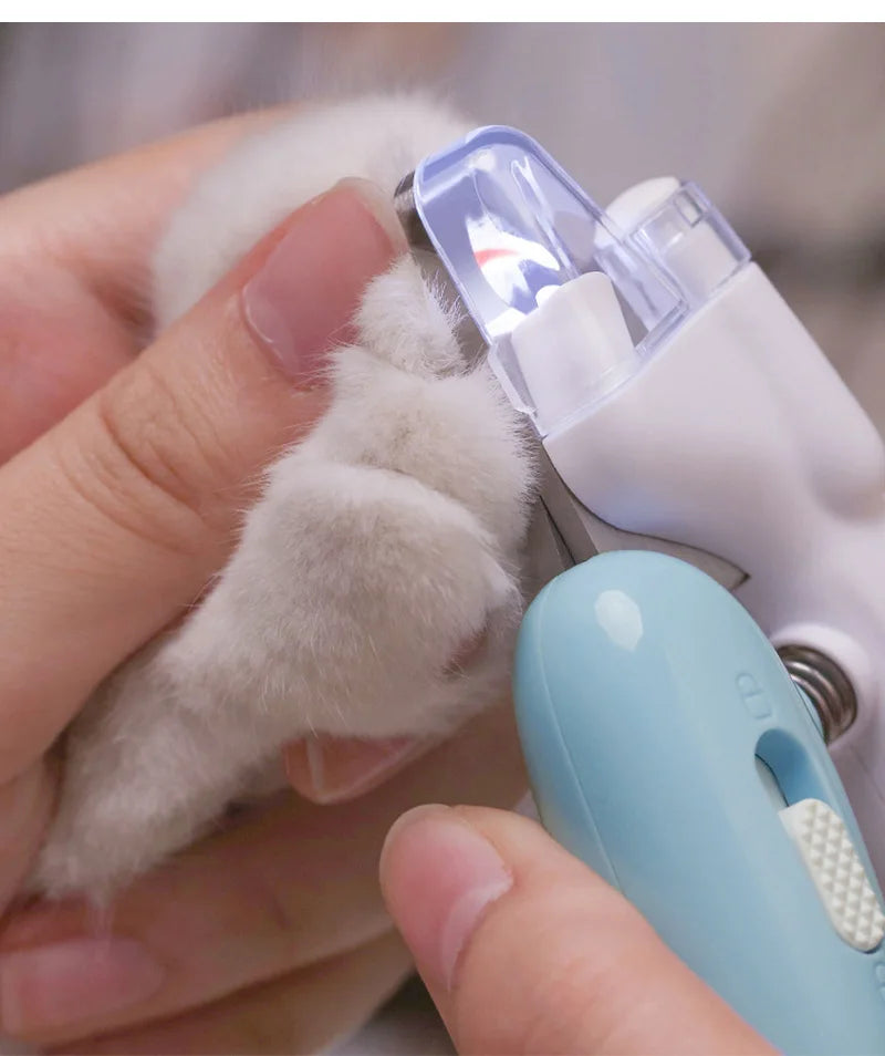 Cortaúñas LED para Mascotas™ — Corte Seguro y Preciso para Perros y Gatos