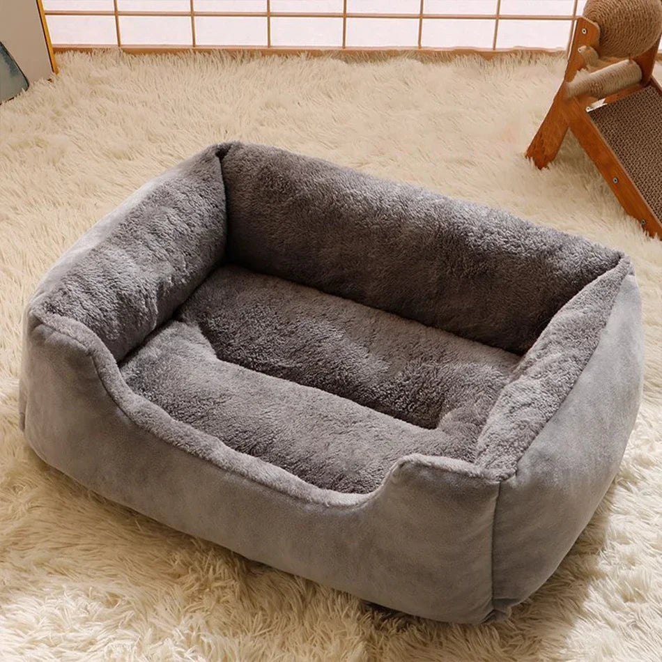 Cama Acogedora para Gatos y Perros Pequeños — Suave y Cómoda